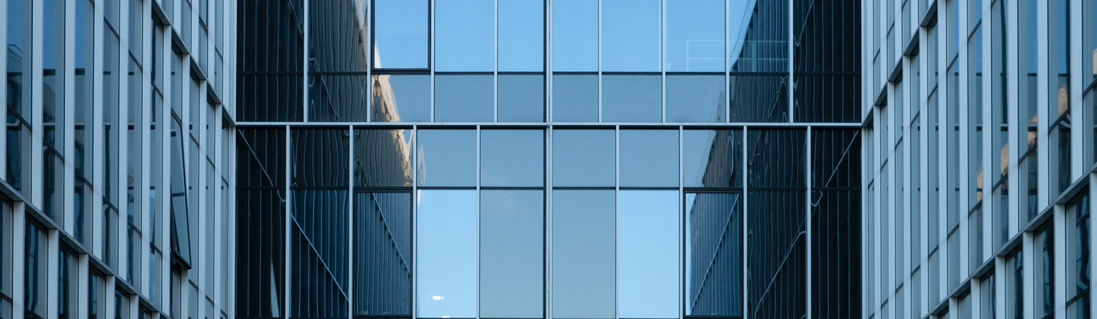 Header Banken und Versicherungen