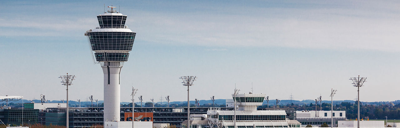 5G-Sendemasten in Flughafennähe USA Deutschland Teaser