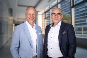Olaf Niemeitz, Managing Director IT, Axians Deutschland und Henry Frey, Managing Director Telekommunikationsinfrastruktur bei Axians Deutschland Quelle: Axians